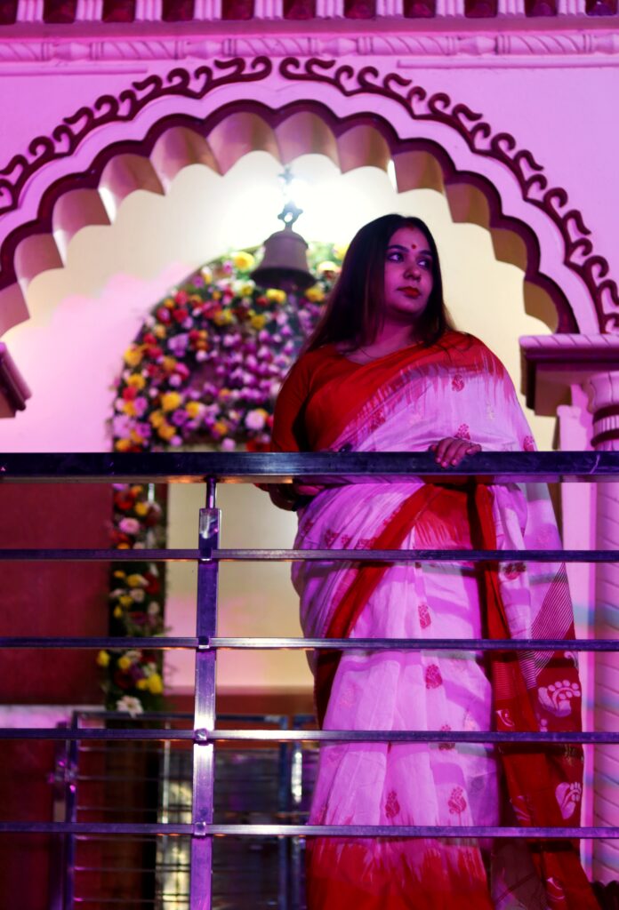 Enjoying visiting temple in Kali Puja(Diwali) in Swarna Shilpi Vivekananda Kali Mandir
roadtripsofindia