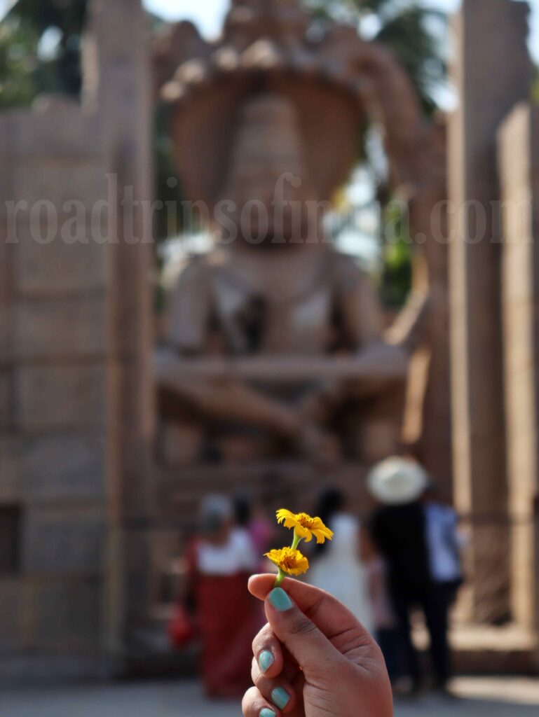 shri lakshmi narasimha temple hampi
roadtripsofindia.com

