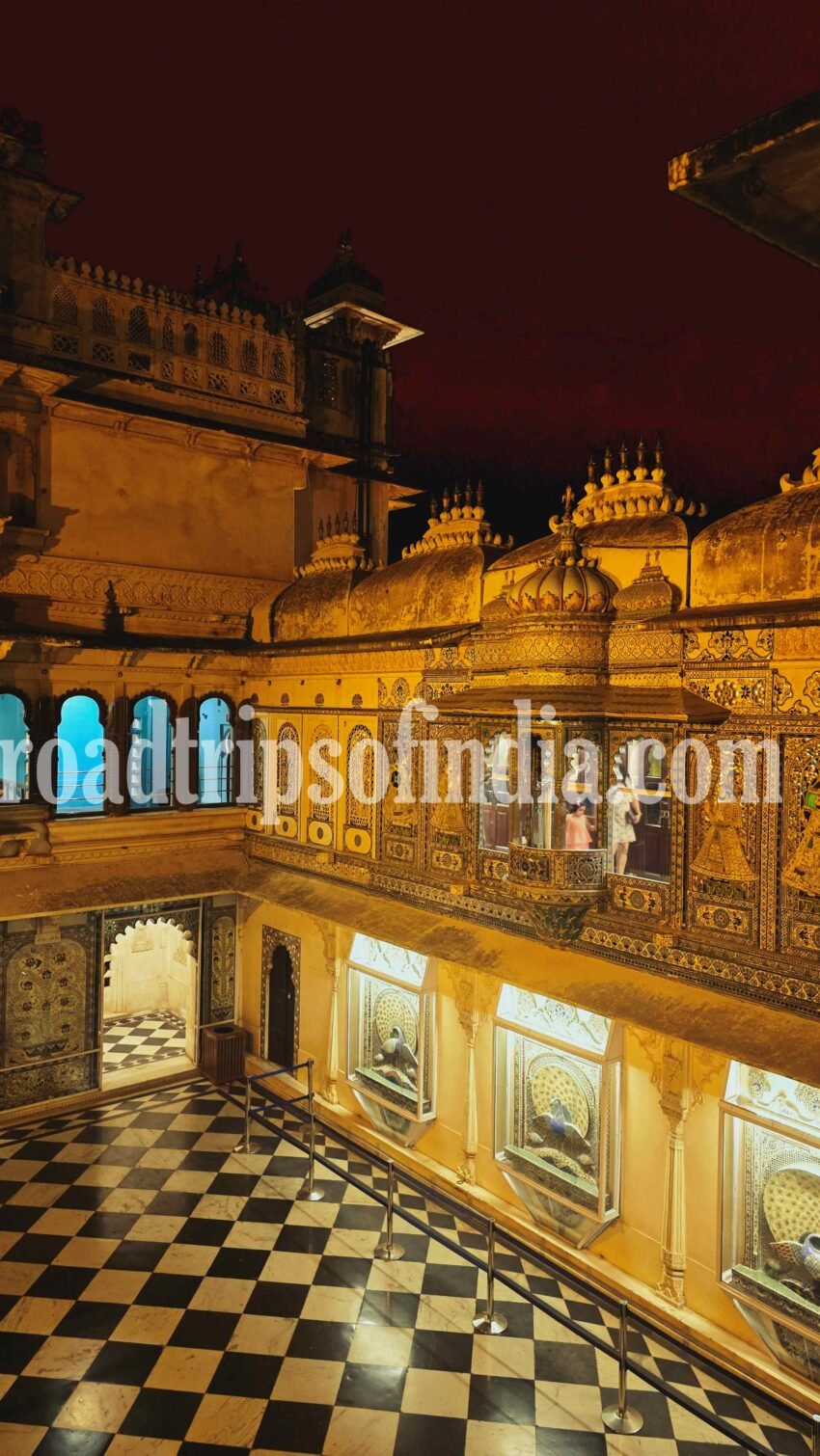 City Palace Udaipur, roadtripsofindia.com