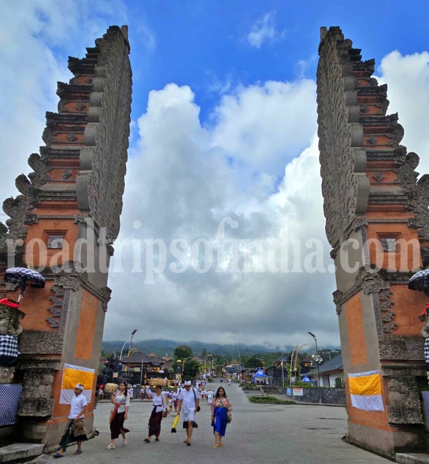 Besakih Temple Bali Indonesia, roadtripsofindia.com