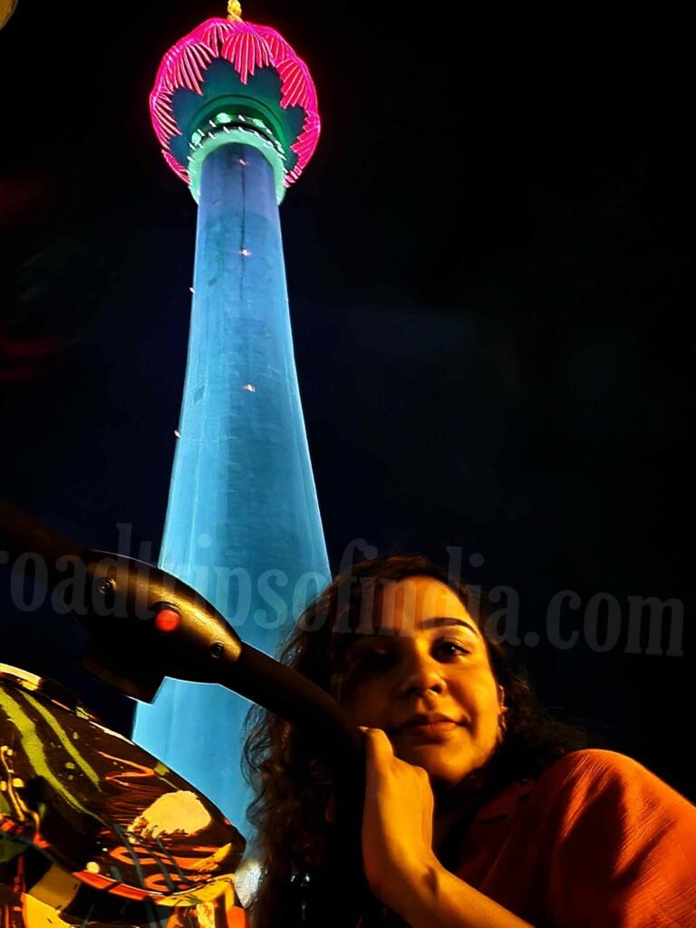 Lotus Tower Colombo
roadtripsofindia.com