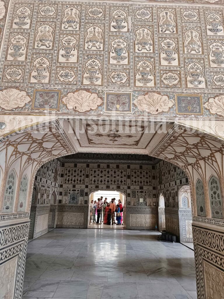 Amer Fort Jaipur,roadtripsofindia.com