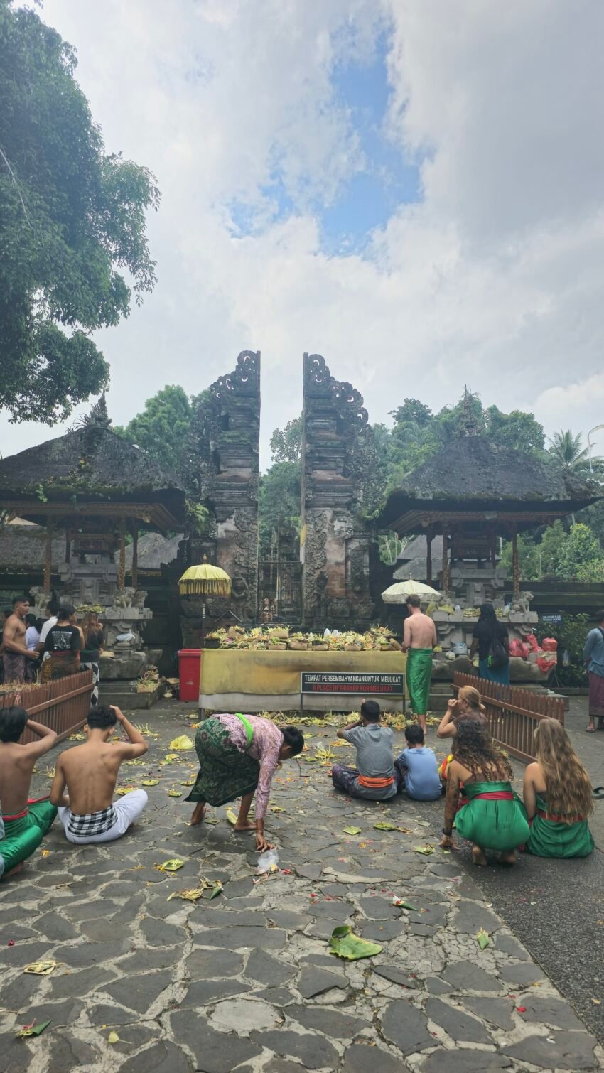 pura tirta empul temple
