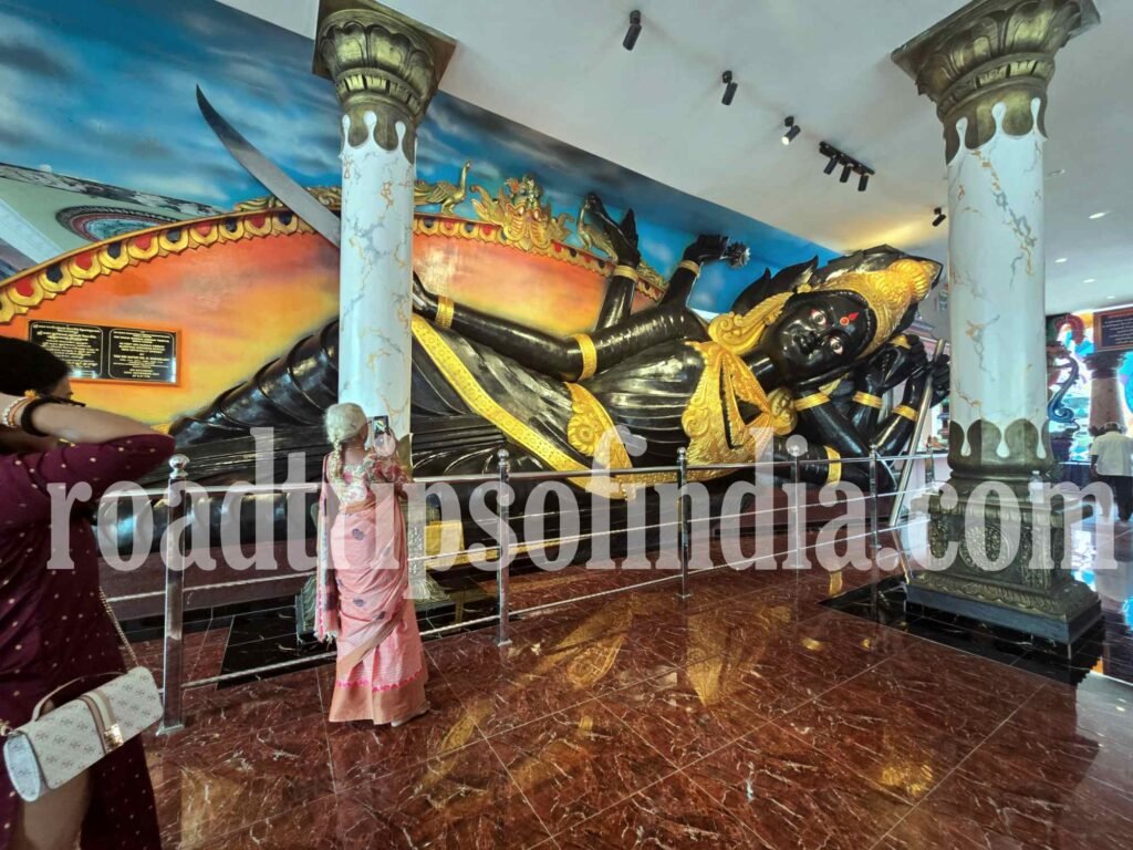 Malaysia Batu Caves, roadtripsofindia.com