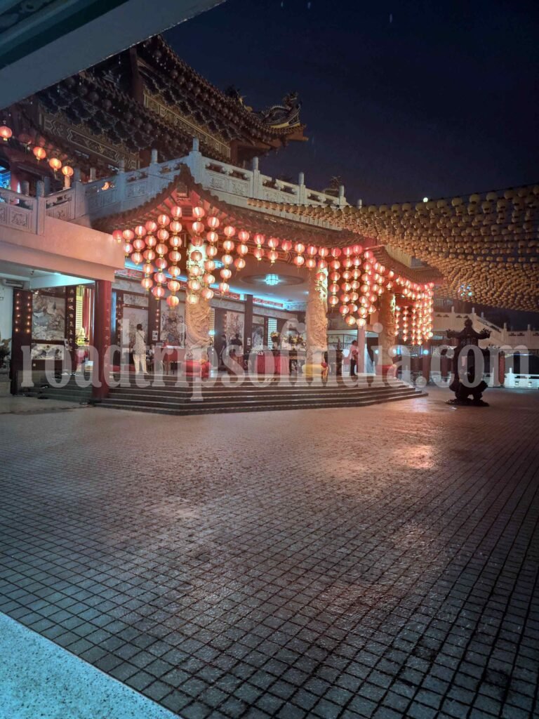 Thean Hou Temple, roadtripsofindia.com