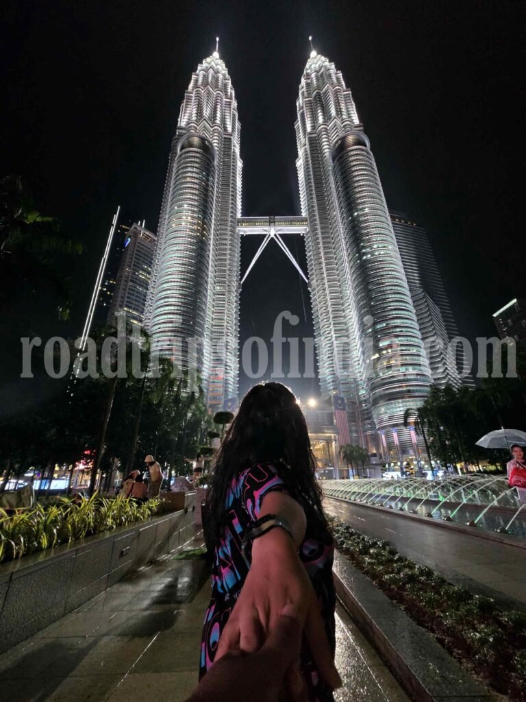 Things to Do in Kuala Lumpur Petronus Twin Tower