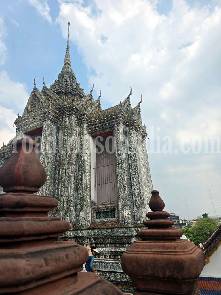 bangkok temple wat arun